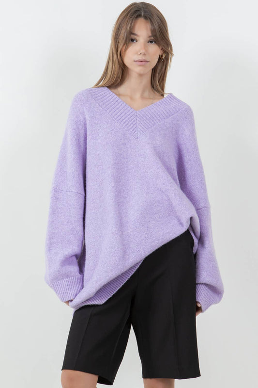 OVERSIZED V-NECK FUZZY KNITDOWN SWEATER - LAVENDER