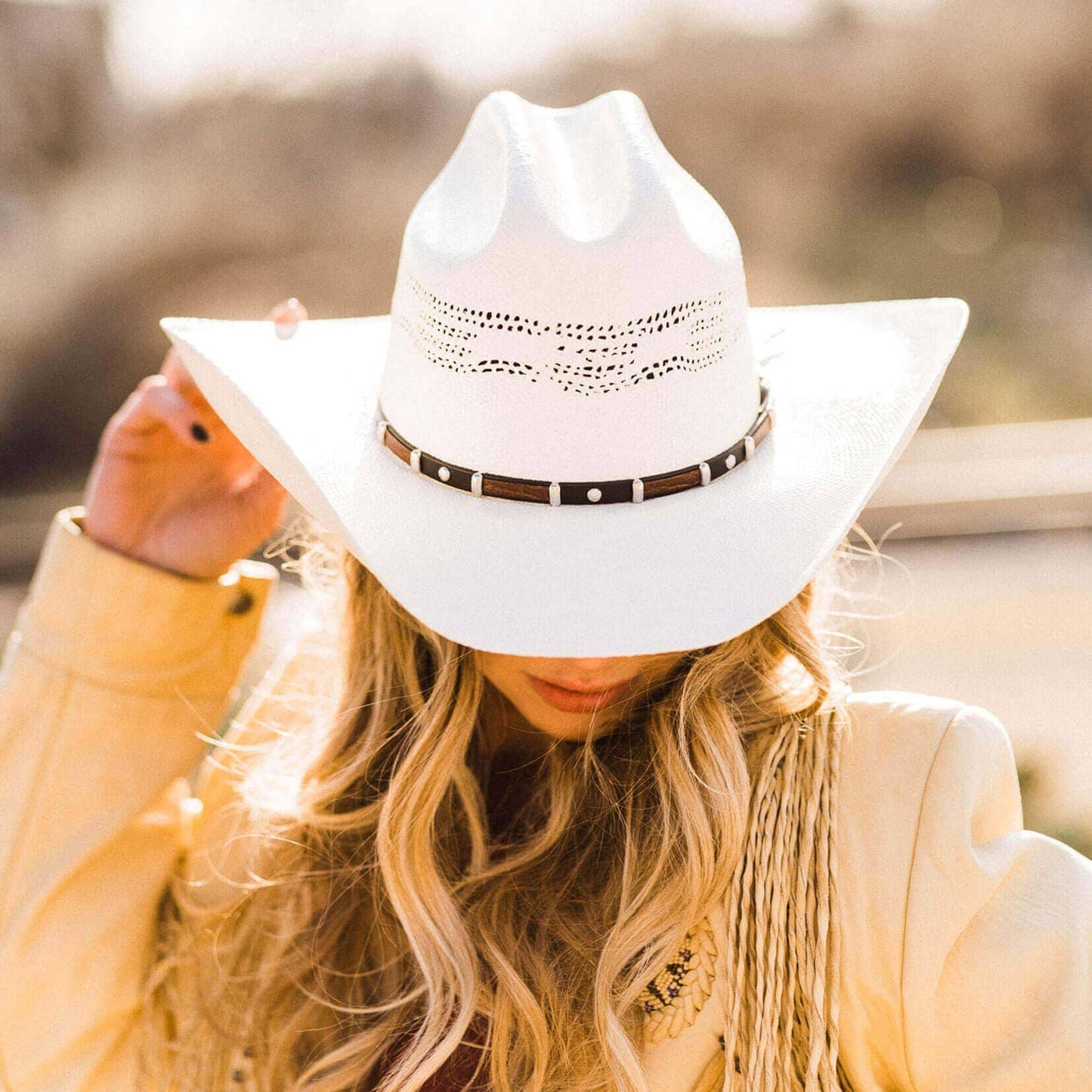 Womens Traditional Straw Cowgirl Hat