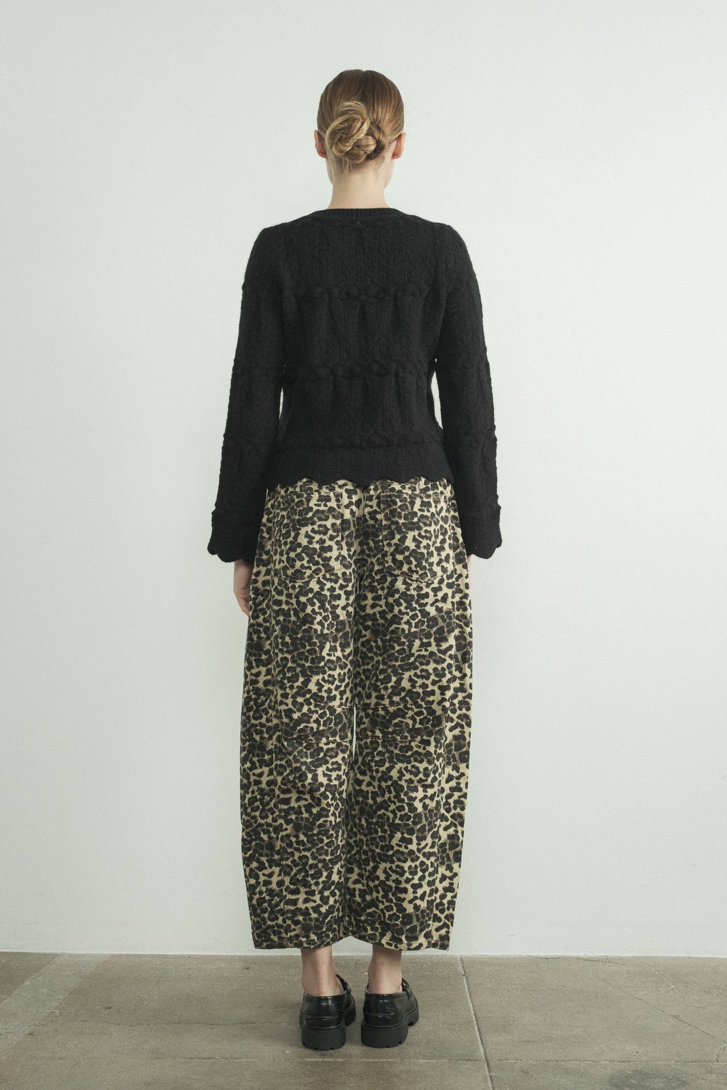 RELAX FIT DENIM ANIMAL PRINT PANTS