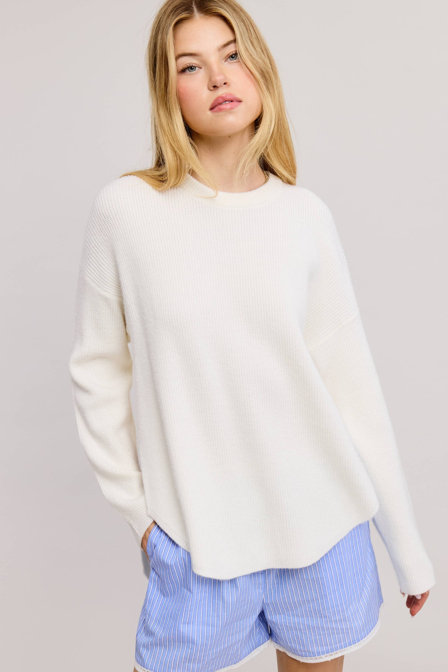 COZY KNIT SWEATER WITH HIGH-LOW DUAL SIDE SLIT